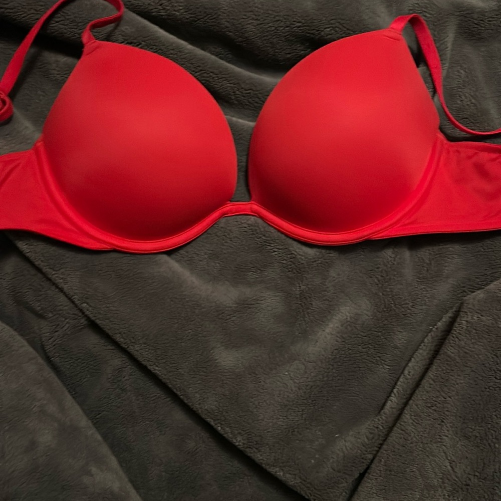 Victorias push-up bra 34c